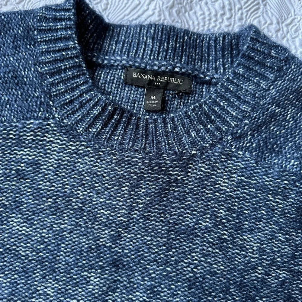 Men's Blue Sweater